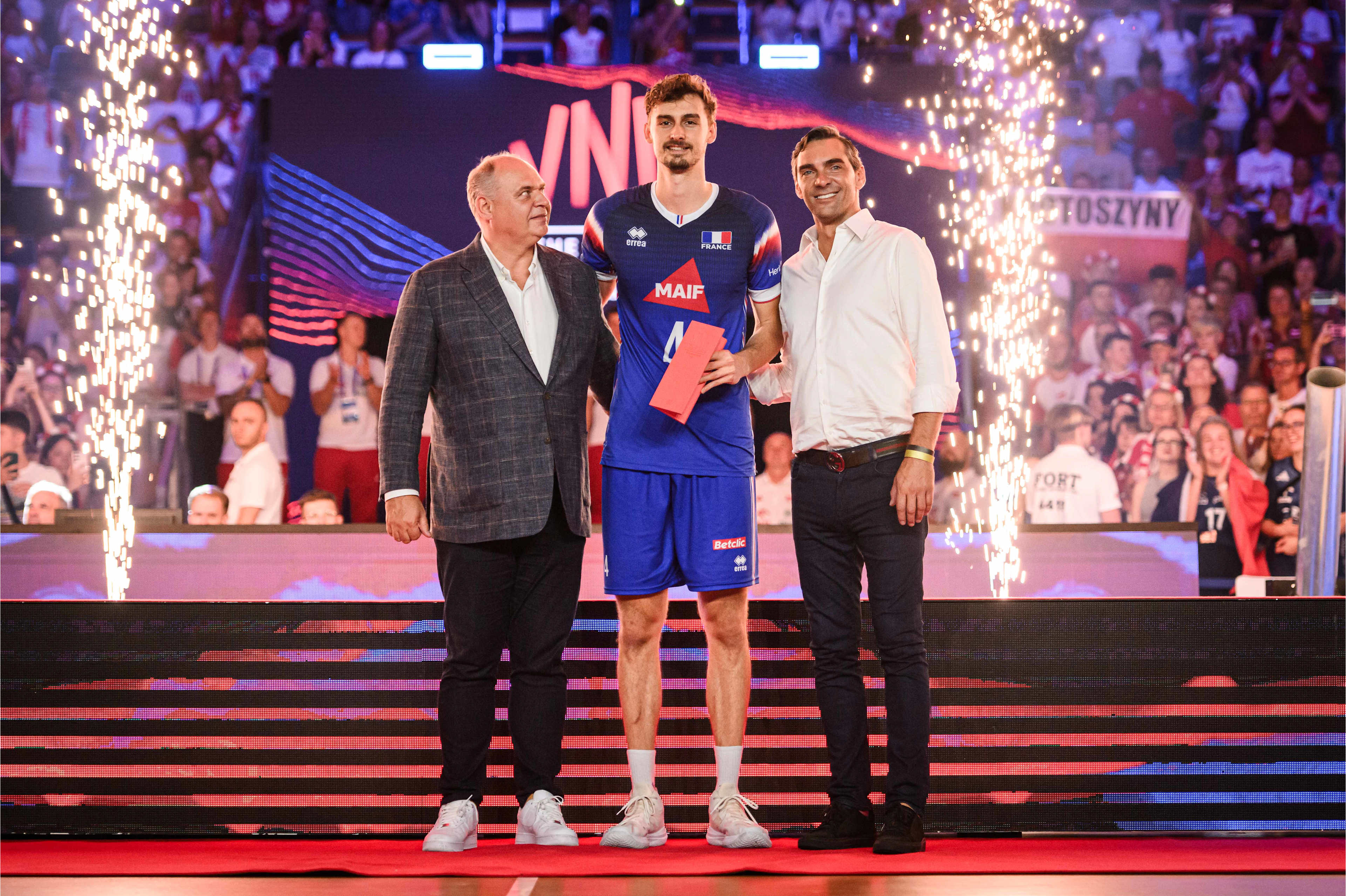 kaiyun开云-布莱顿集结日绝杀压哨,志在法国杯名次提升,媒体盛赞,临场指挥获称赞(布莱克被威斯克洗脑控制)